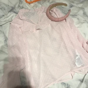 Gina young blus🥰❤️‍🔥 - Fin blus från Gina Young i färg rosa 