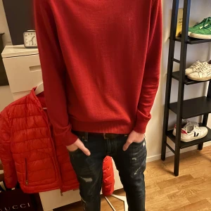 J LINDEBERG MERINOULL  - Tvär fet J Lindeberg tröja i merinoull i väldigt bra skick såklart!💯😍