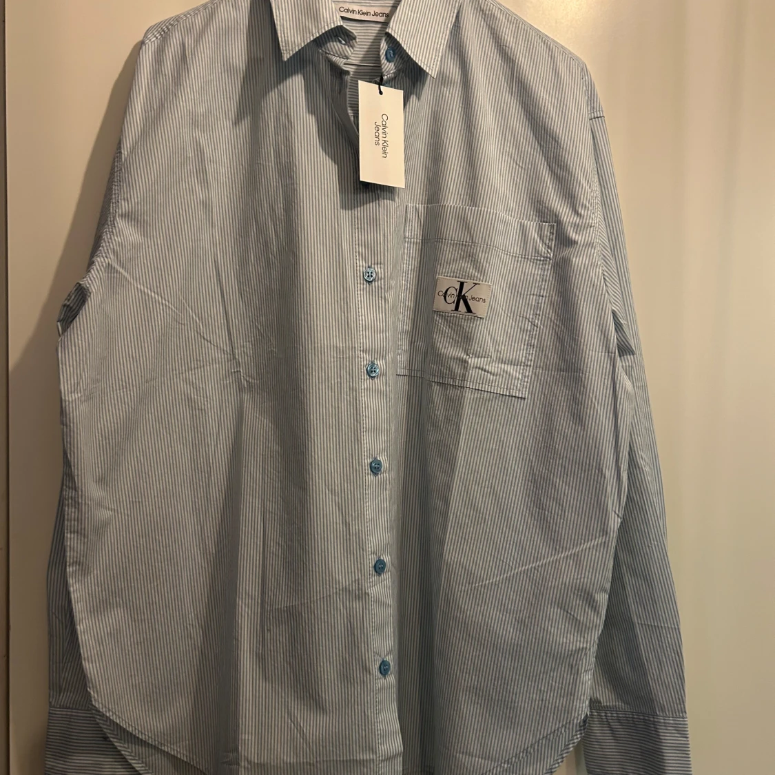 Randig skjorta från Calvin Klein