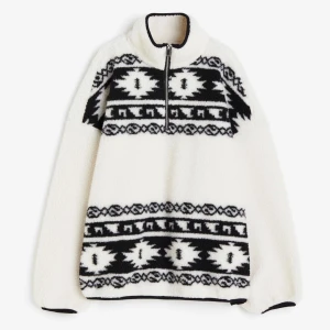 Teddy fleece - Så skön och snygg fleece/jacka från hm! Aldrig använd❤️