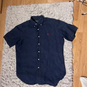 Ralph lauren  - Ralph lauren skjorta, medium classic fit. Något stor i storleken 