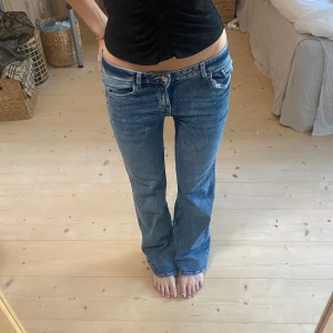 Lågmidjade jeans - SUPER snygga!! Tryck gärna på köp nu❤️❤️