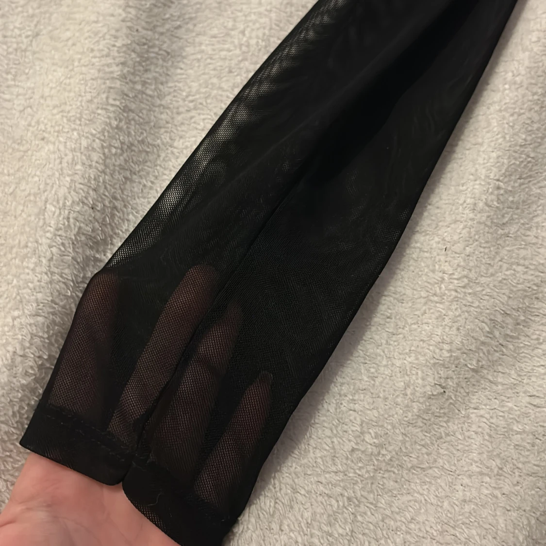 Svart långärmad topp från ASOS DESIGN - 2