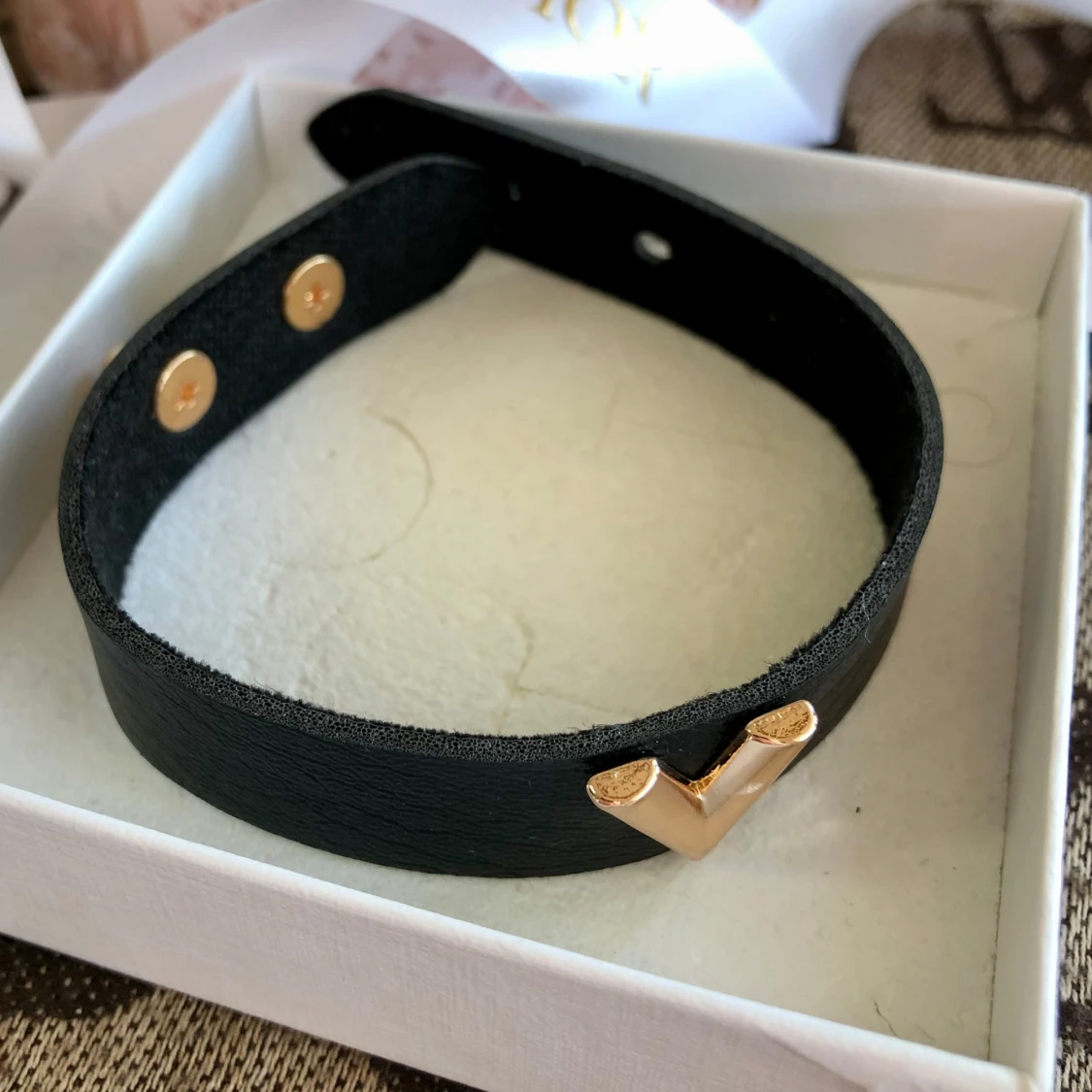 Modernt armband V - 1