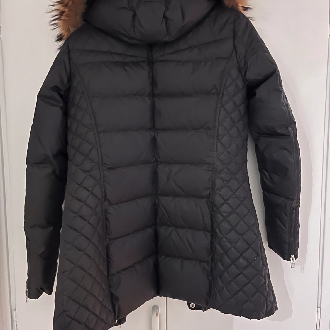 Svart dunjacka från Rockandblue - 3