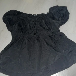 Svart blus  - Aldrig använt 