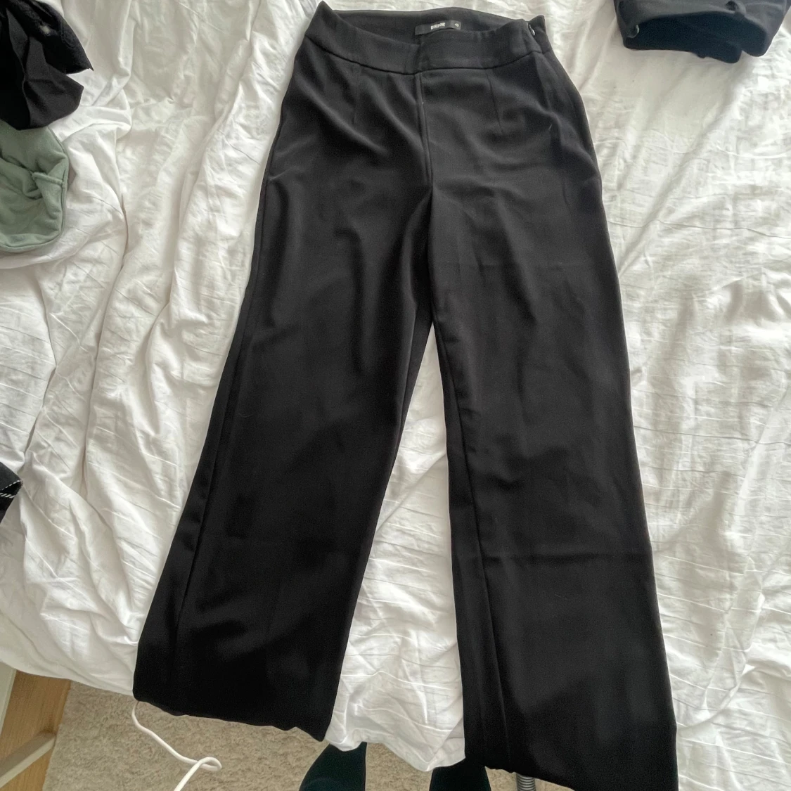 Svarta kostymbyxor - 91