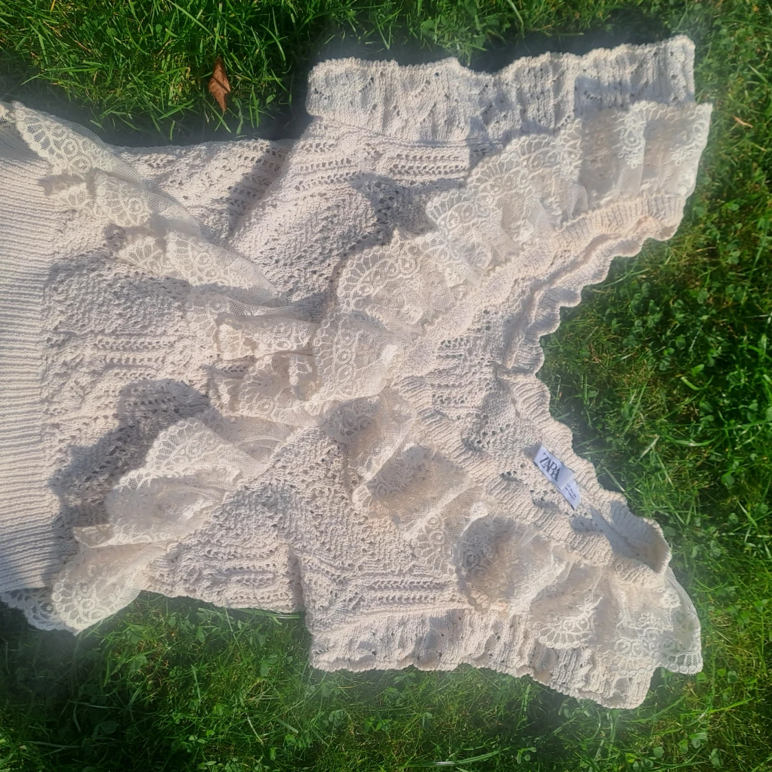 Intressekoll på "Zara topp" - 92