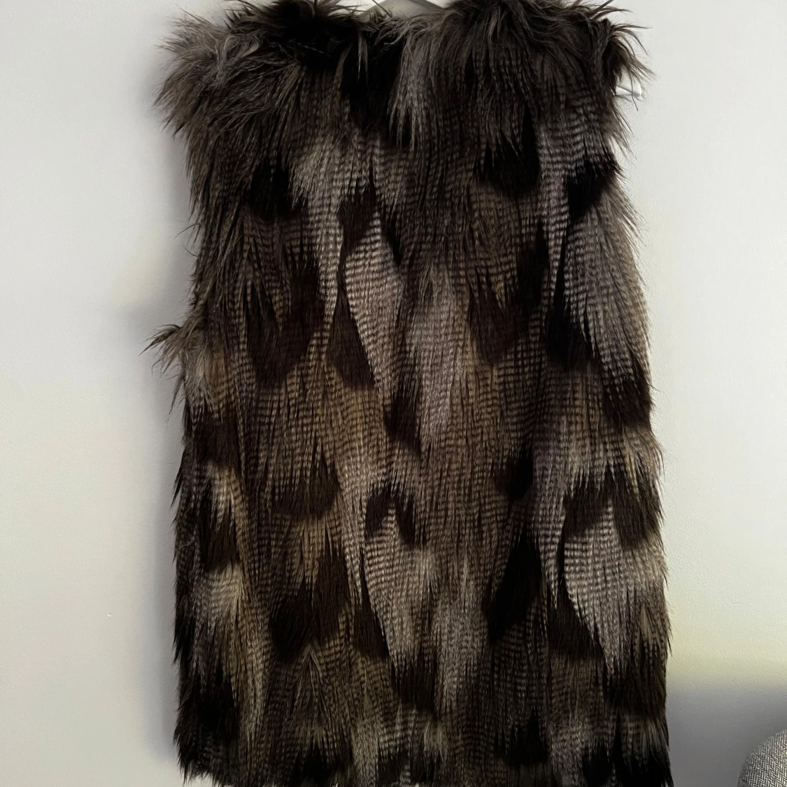 Väst i fuskpäls - 90