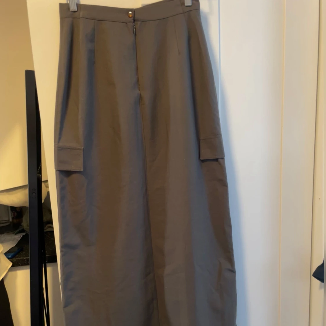 Brun långkjol med fickor - 93