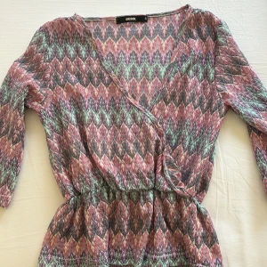 Missoni tröja - Jättefin missoni tröja med trekvartsärmar. Fint skick!!