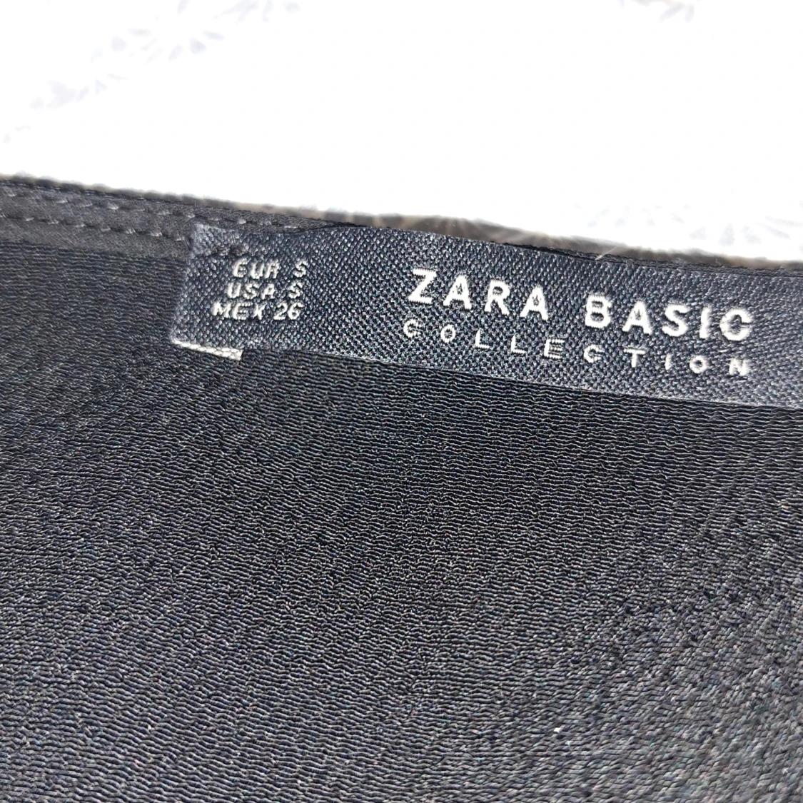 Svart tröja från Zara Basic - 2