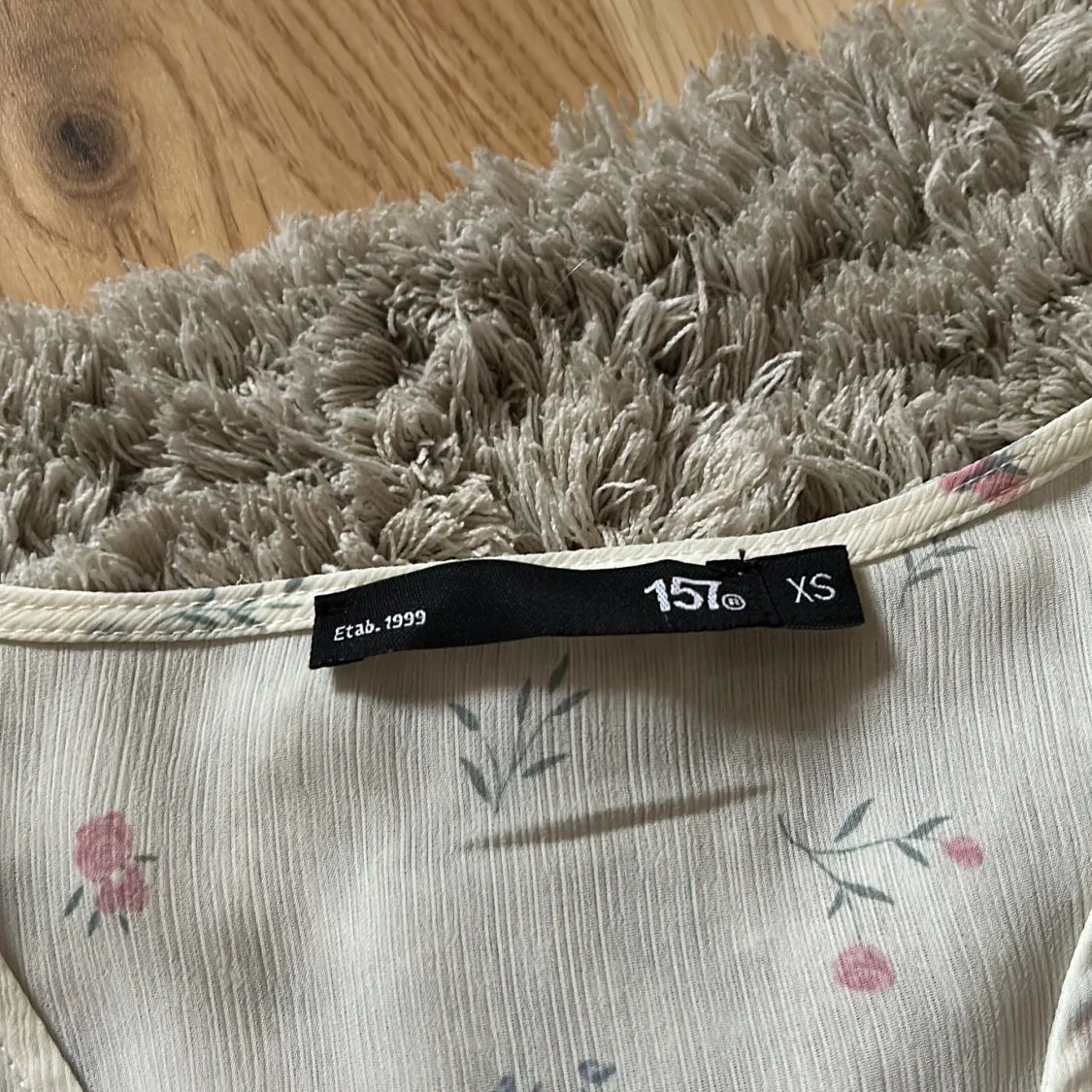 Blommig klänning från 157 - 2