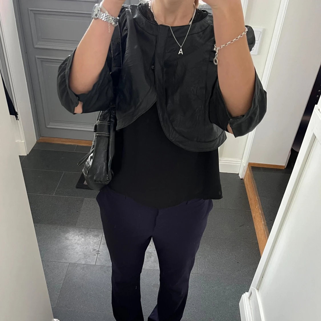 Svart vårjacka/bolero - 1