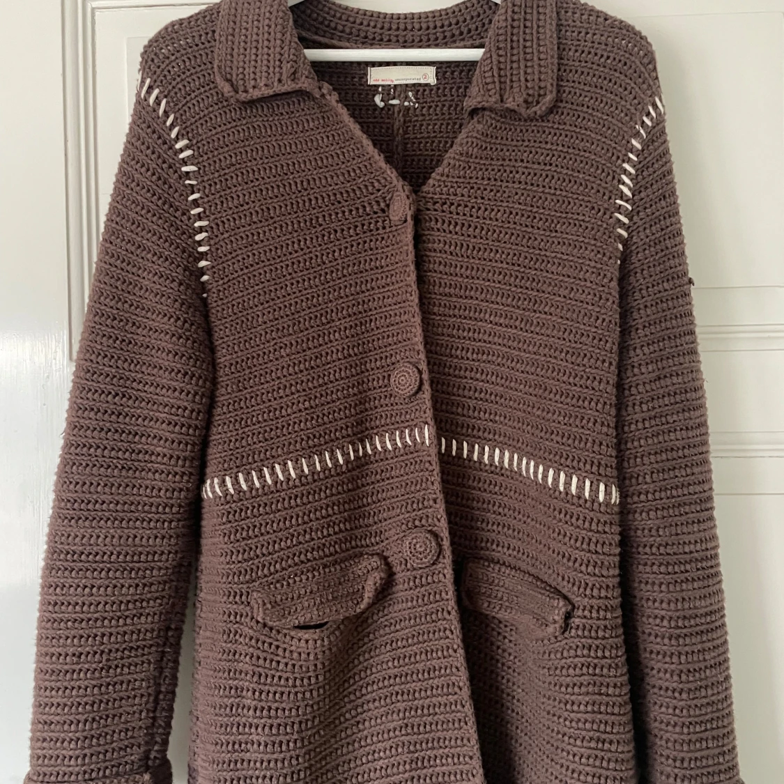 Brun stickad kappa från Odd Molly - 1