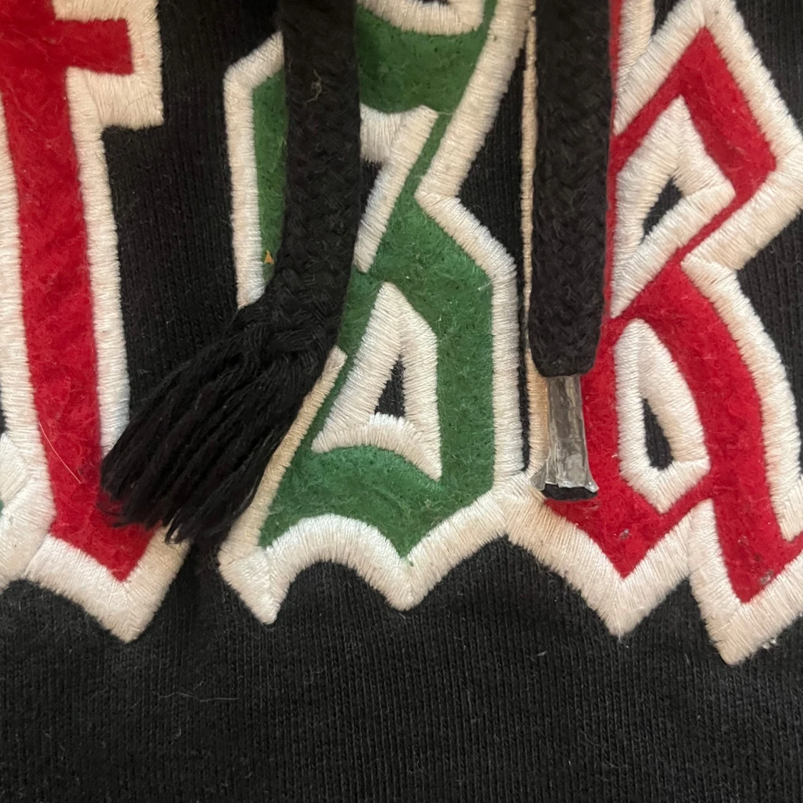 Svart hoodie från Sweet Sktsb - 2