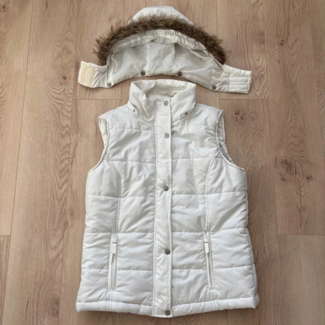 Avant garde fur vest  - 2