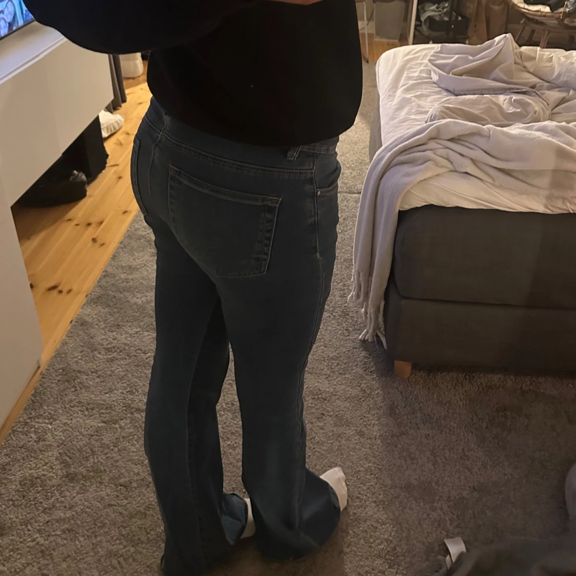 Blå bootcut jeans - 1