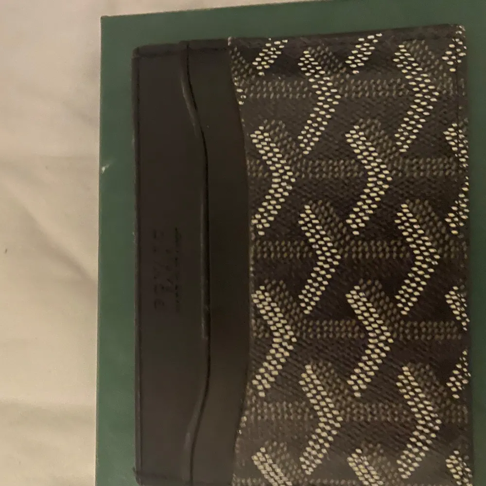 goyard plånbok/ korthållare. Köpt för ca 1 månad sen. Inte använd. Accessoarer.