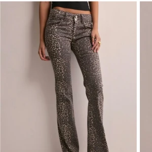 Leopard jeans - Aldrig använda och lappen är kvar💖