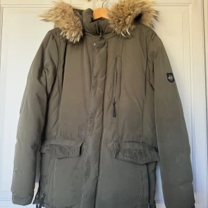 Hollies vinter jacka - Mycket varm säljs för 2900 nypris någonstans runt 7000 