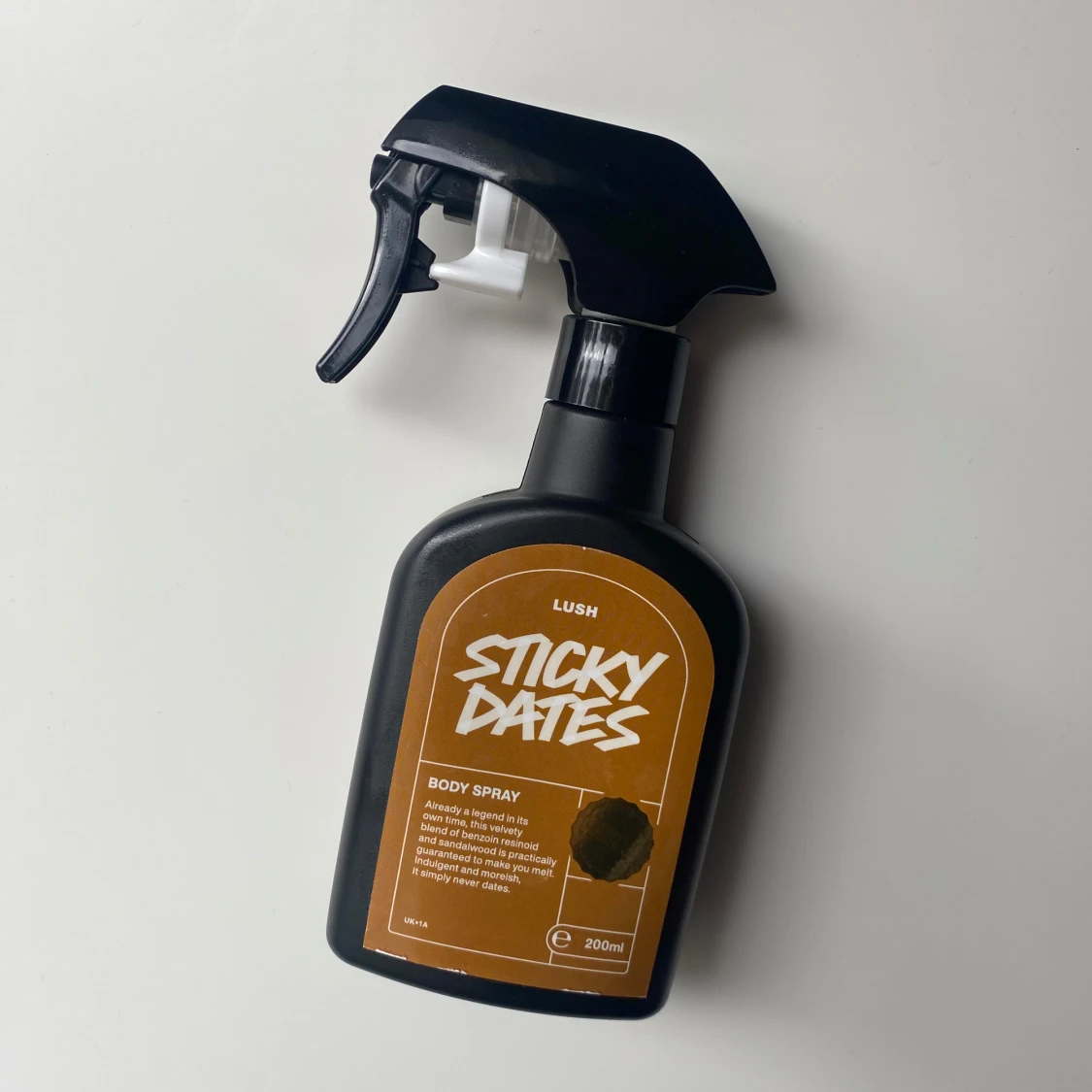 Lush Sticky Dates body spray