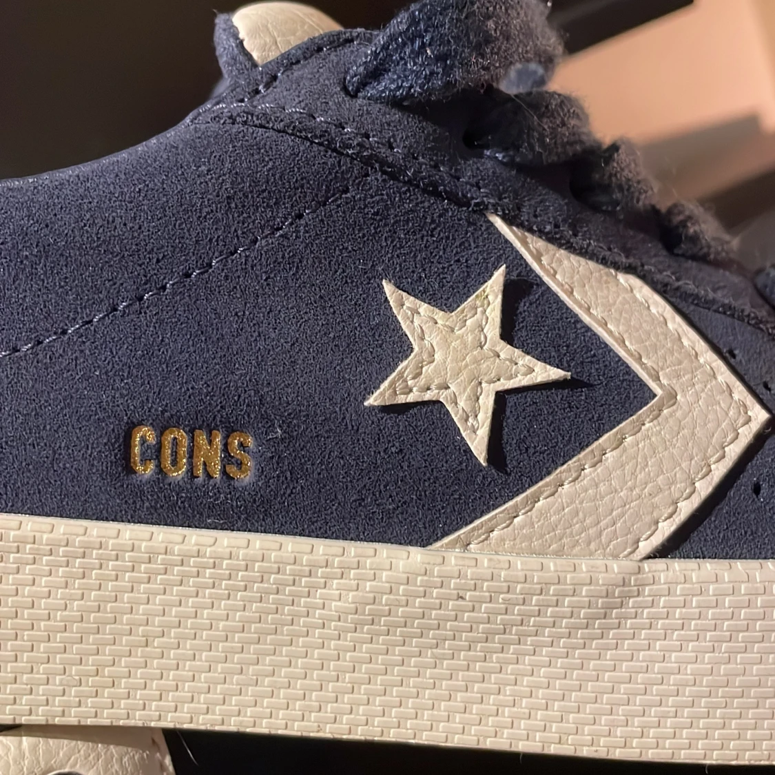 Blåa converse  - 28