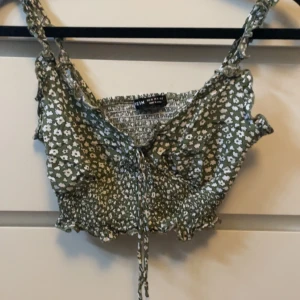 Crop topp strl xs - Fin sommar topp 