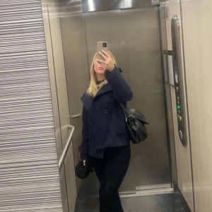 Design by si kappa - Säljer min design by si kappa som inte längre kommer till användning, jätte fint skick med inga defekter! Skriv för fler bilder 