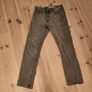 Jack & Jones jeans bra skick 200kr kan förhandlas - W28 L32 bra skick