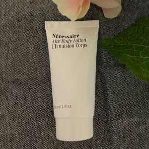 Säljer en body lotion från Nécessaire. Aldrig använd. (Skriv om ni har frågor).