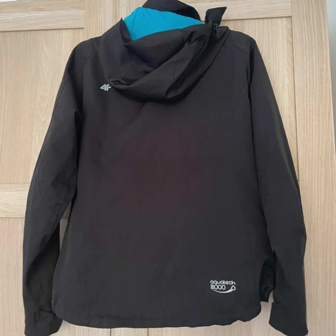 svart regnjacka - 90