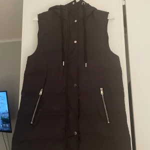 Zara lång väst - Bra skick, strl xs
