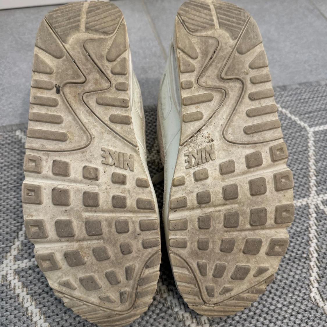 Nike air Max 90 Futura  - 92