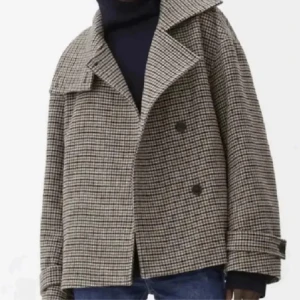 Arket jacka!💓💓 - Super fin jacka som tyvärr har inte direkt har kommit till andvändning med inga defekter! Perfekt nu till hösten!😍😍 kan även tänka mig att byta eller diskutera priset!💓❤️❤️❤️