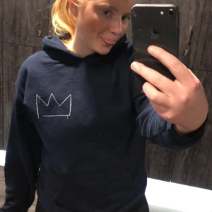 Hov1 hoodie  - så fin hov1 hoodie💗