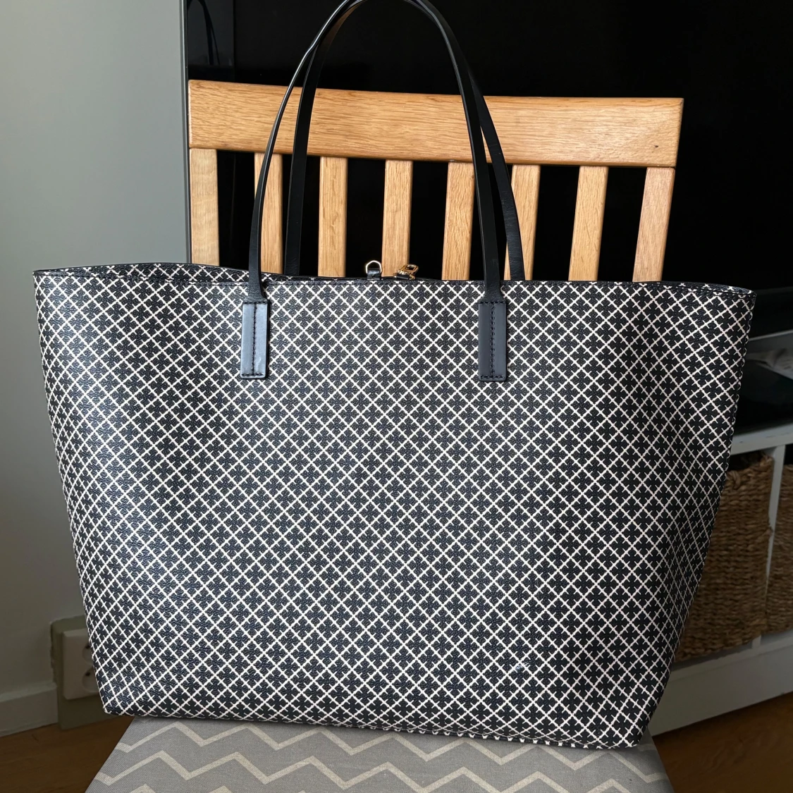 By Malene Birger väska (Abi Tote stor)