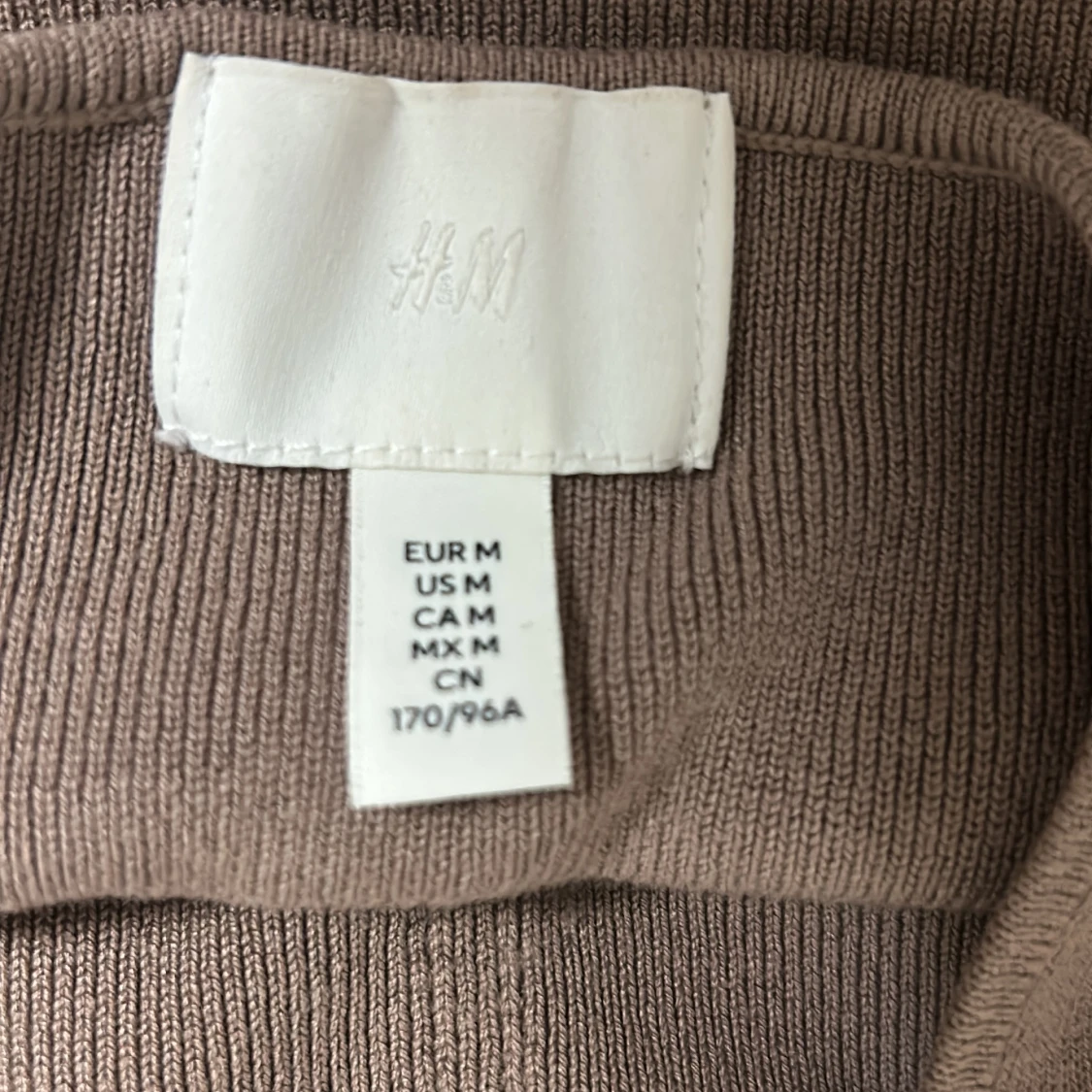 Beige ribbad linnetopp från H&M - 3