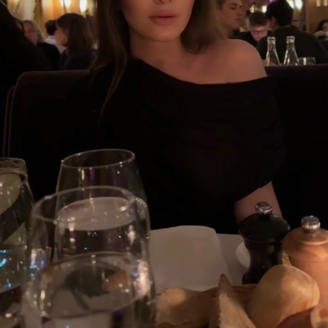 Svart axelbandslös långklänning. NA-KD, Helt nytt!