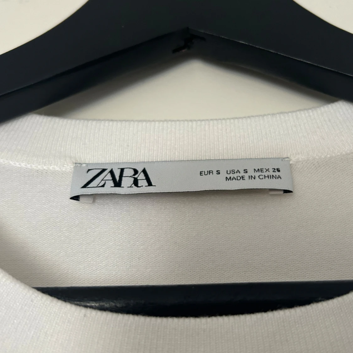 Tunnstickad tröja - 1