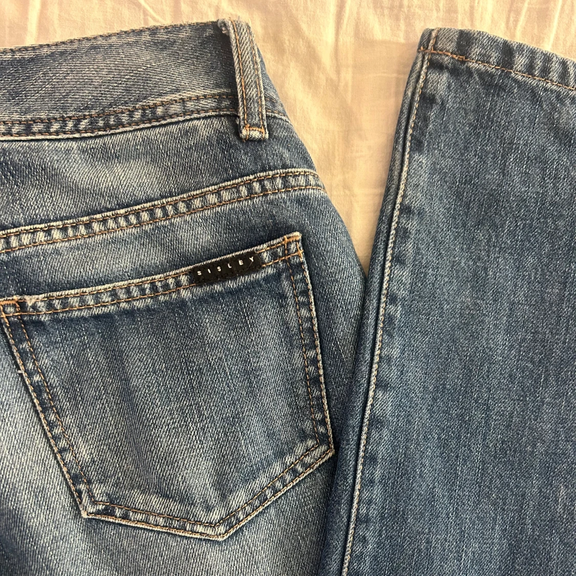 Blå bootcut jeans från Seven7 - 2