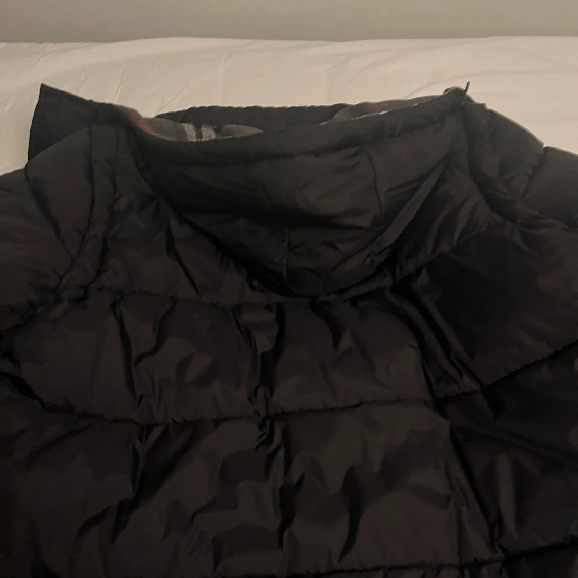 Svart pufferjacka från Burberry - 2