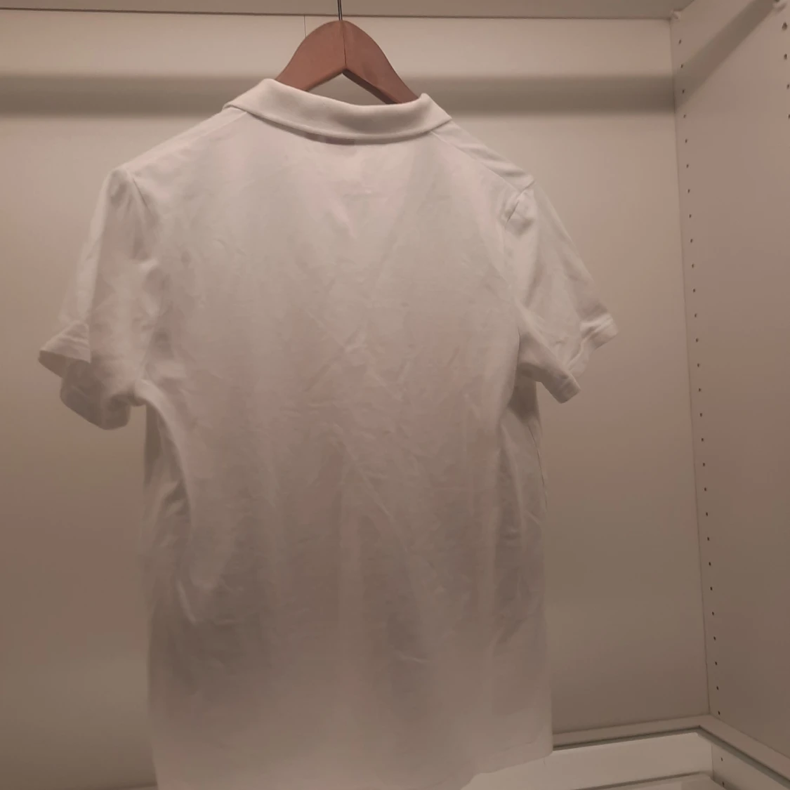 Vit pikétröja från RYVLS - 1