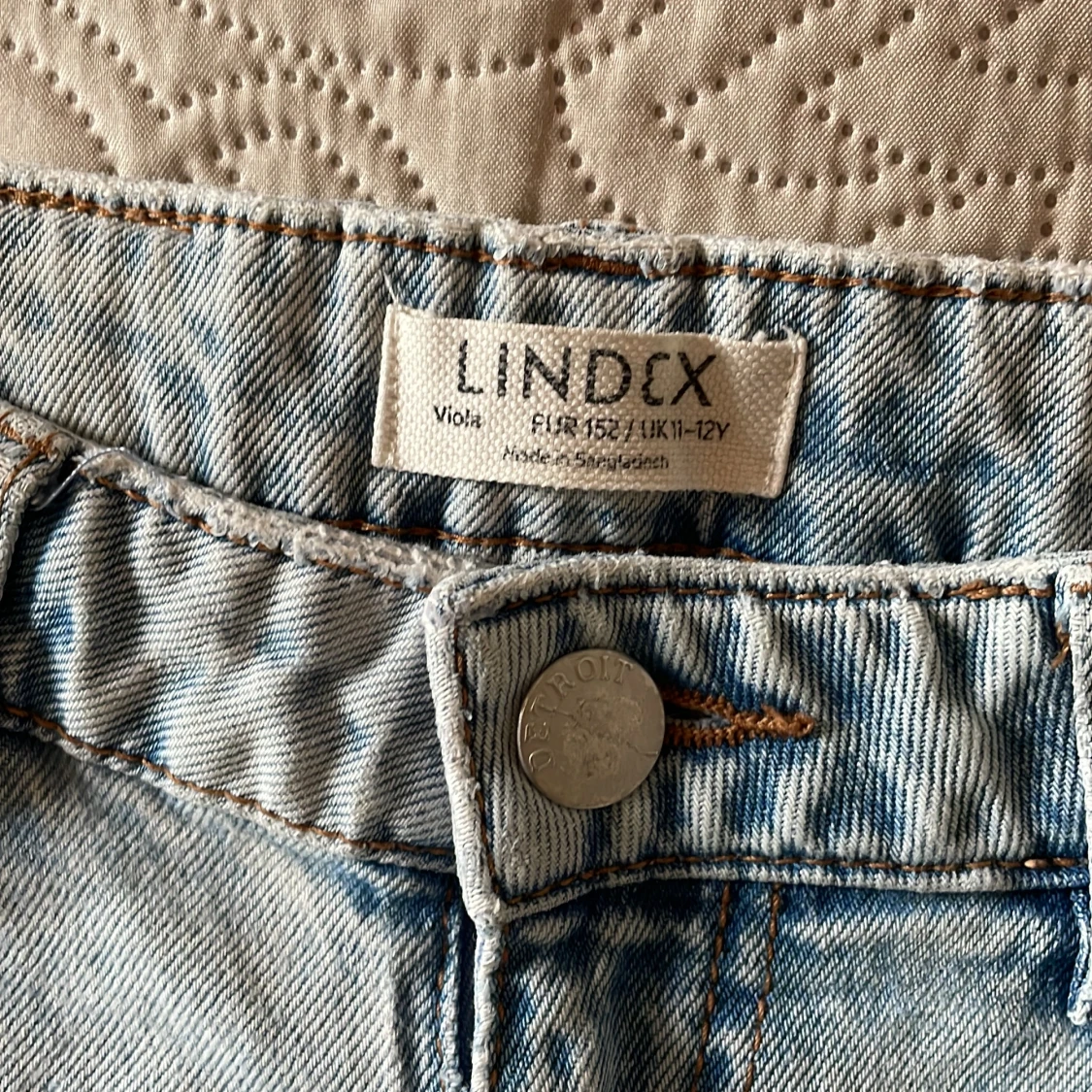 Ljusblå jeansbyxor från Lindex - 3