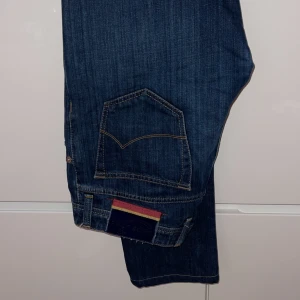 Jacob Cohen jeans - Jacob Cohen jeans. Storlek 32. Väldigt bra skick. Nypris 5199kr. 688 Bard modell