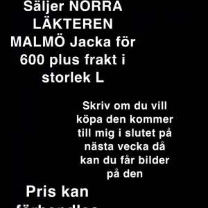 Säljer en Norra Läktaren Malmö jacka i storlek L för 600 kr plus frakt. Perfekt för dig som vill visa ditt stöd för laget. Kontakta mig om du är intresserad, så skickar jag bilder när den kommer till mig nästa vecka.