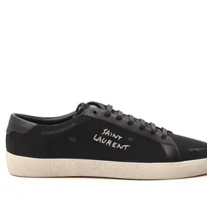 Saint laurent skor i olika färger, storlek 38-45