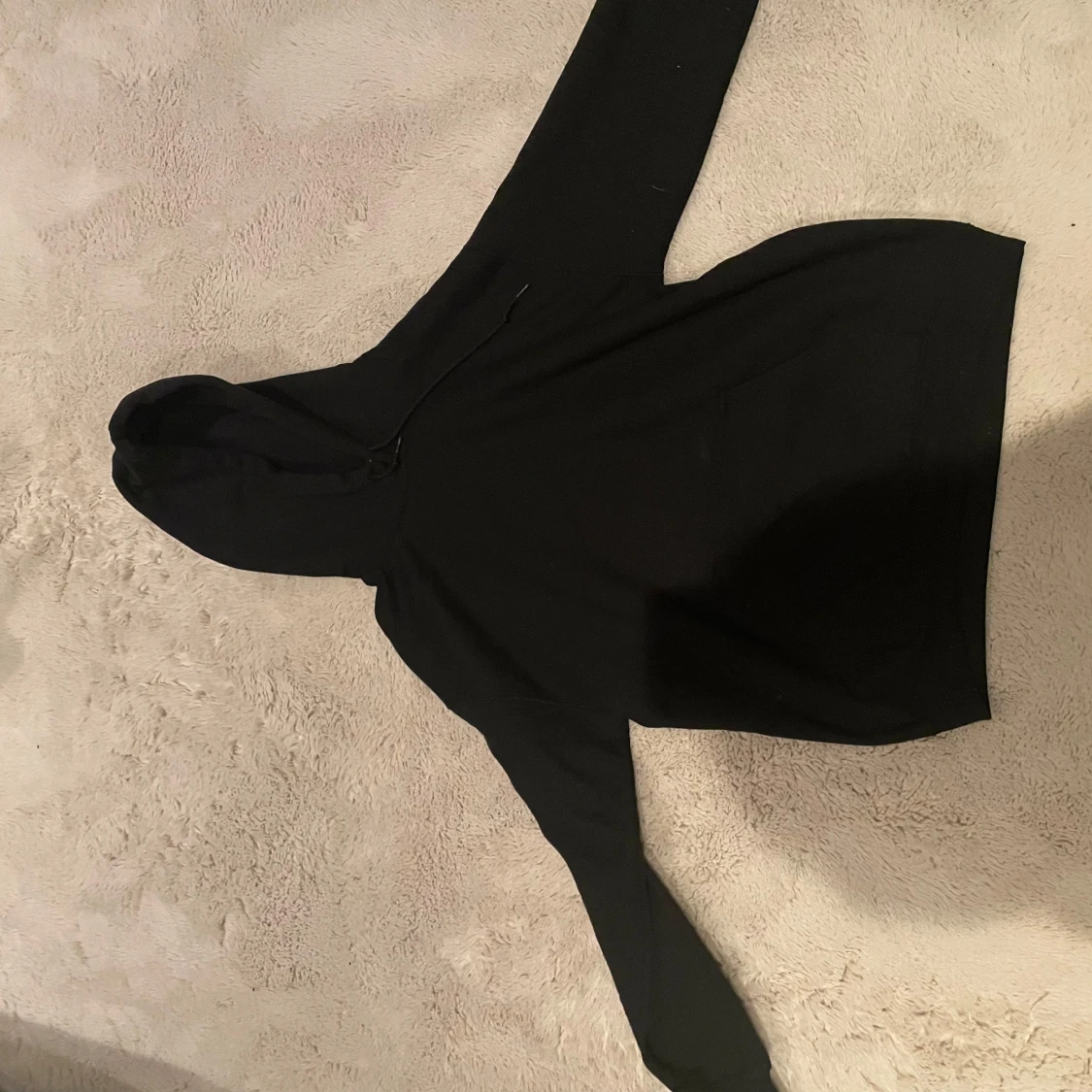 Svart hoodie från Night Addict - 1