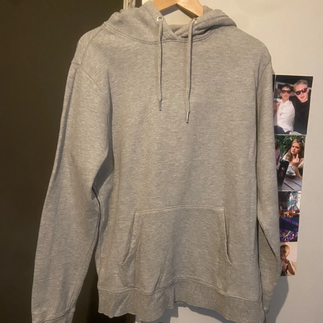 Grå hoodie från 157