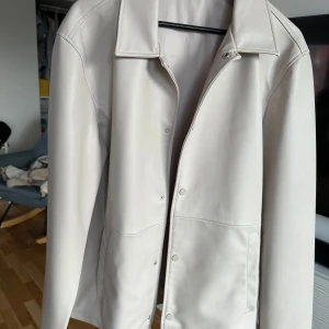 Skinnjacka från Zara - Endast testad. 